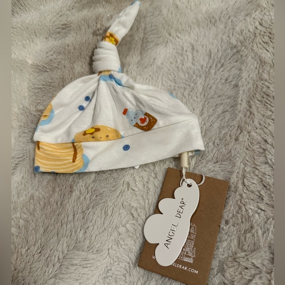 Angel Dear Other - HP💙5/$25💙 Angel Dear Viscose Knotted Hat 0-3M NWT